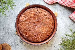 Пирог с вареньем на молоке Пирог с вареньем на молоке