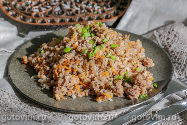 Гречка с фаршем в мультиварке