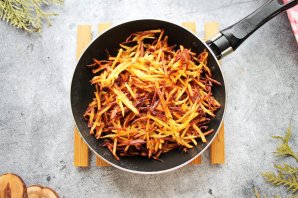 Салат "Королевский" с курицей и кукурузой Салат "Королевский" с курицей и кукурузой