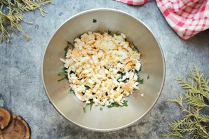 Пирог с крапивой Пирог с крапивой