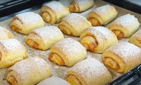 Стакан творога и 5 минут. Легкий рецепт творожных булочек с начинкой Стакан творога и 5 минут. Легкий рецепт творожных булочек с начинкой