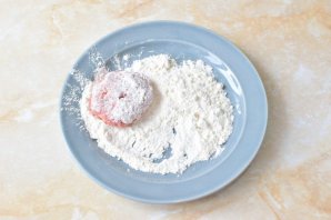 Котлеты из говяжьего фарша Котлеты из говяжьего фарша