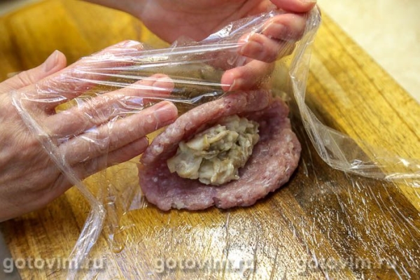 Зразы с начинкой из соуса бешамель с грибами Зразы с начинкой из соуса бешамель с грибами