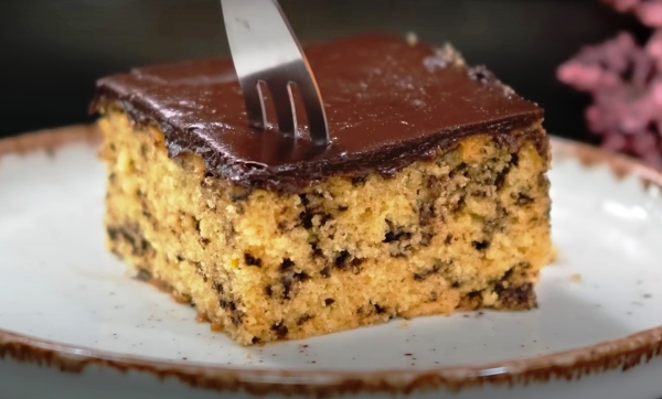 Смешайте муку с апельсиновым соком. Вкуснейший торт к праздничному столу или вечернему чаепитию Смешайте муку с апельсиновым соком. Вкуснейший торт к праздничному столу или вечернему чаепитию