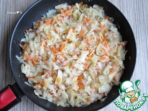 Разборный пирог-ёлочка "Тунец и капуста" Разборный пирог-ёлочка "Тунец и капуста"