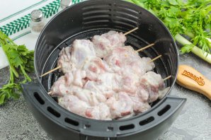 Шашлык из индейки в аэрогриле Шашлык из индейки в аэрогриле