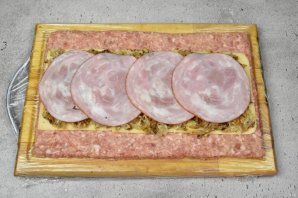 Мясной рулет Мясной рулет