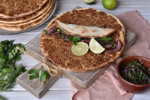 Лахмаджун по-турецки Лахмаджун по-турецки