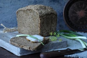 Дарницкий хлеб на закваске в хлебопечке Дарницкий хлеб на закваске в хлебопечке