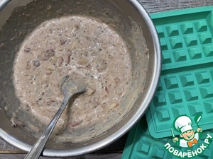 Запечённые вафли с консервированным тунцом