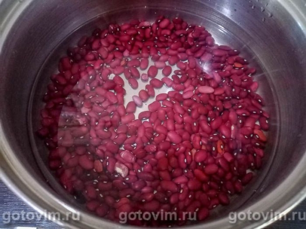 Постный фасолевый суп с рисом и грецкими орехами Постный фасолевый суп с рисом и грецкими орехами