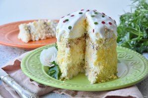 Пасхальный салат с консервированным лососем Пасхальный салат с консервированным лососем