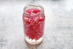 Настойка из лепестков роз Настойка из лепестков роз