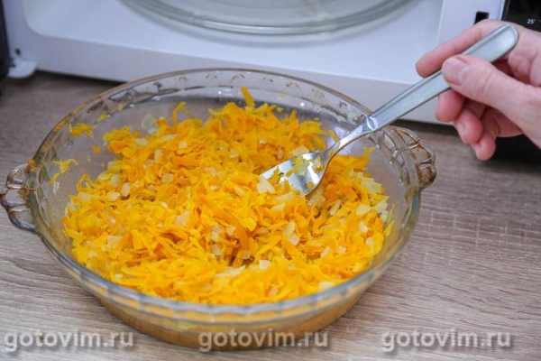 Мясная лазанья с соусом бешамель в микроволновке