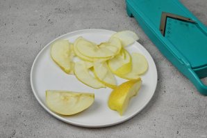 Слойки с камамбером и грушей Слойки с камамбером и грушей