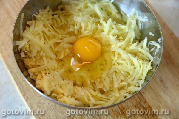 Драники картофельные с фаршем из куриной грудки Драники картофельные с фаршем из куриной грудки