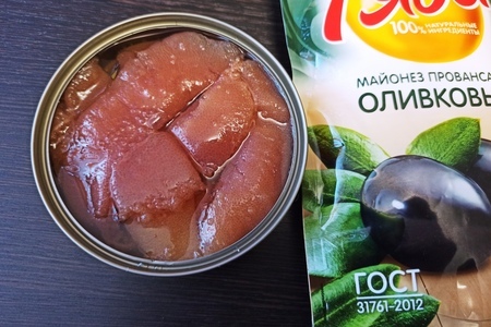 Салат "селёдка под шубой" с икорным майонезом