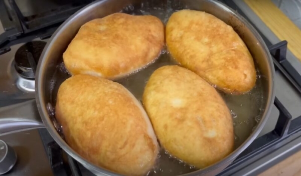 Пирожки «Дорожные». Еще один хороший рецепт вкусных пирожков Пирожки «Дорожные». Еще один хороший рецепт вкусных пирожков