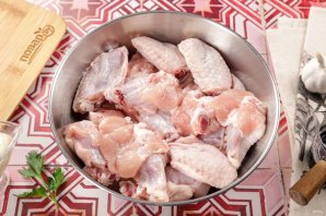 Крылышки в аэрогриле Крылышки в аэрогриле