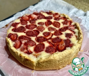 Тарт с клубникой и сметанной заливкой Тарт с клубникой и сметанной заливкой