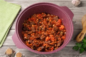 Паста с говядиной в томатном соусе Паста с говядиной в томатном соусе