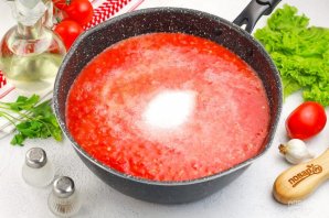 Аджика из помидоров и острого перца Аджика из помидоров и острого перца