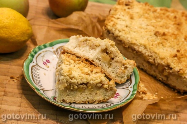 Постный тертый пирог с яблоками