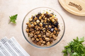 Баклажаны по-корейски с грибами Баклажаны по-корейски с грибами