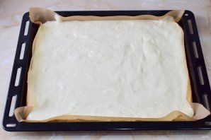 Бисквитный рулет с кремом из сливок Бисквитный рулет с кремом из сливок