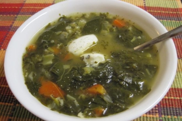 Борщ с щавелем и свининой в мультиварке Борщ с щавелем и свининой в мультиварке