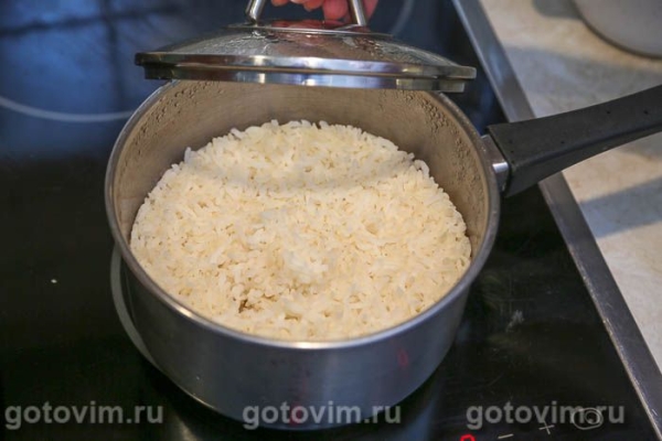 Поке с курицей, манго и авокадо Поке с курицей, манго и авокадо