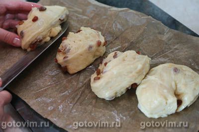 Кулич бриошь с изюмом