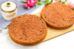 Сметанный торт по бабушкиному рецепту Сметанный торт по бабушкиному рецепту