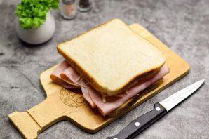 Сэндвич "Крок-мадам" Сэндвич "Крок-мадам"