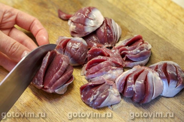 Утиные желудки с овощами, запеченные в рукаве Утиные желудки с овощами, запеченные в рукаве