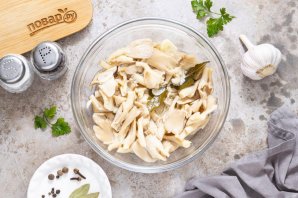 Маринованные вешенки (быстрый рецепт)