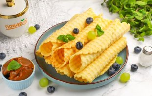 Вафельные трубочки в вафельнице