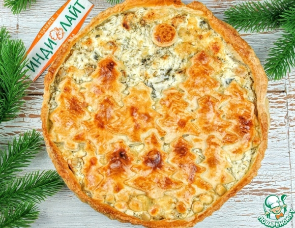 Пирог с колбасками и творожным сыром Пирог с колбасками и творожным сыром