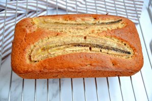 Кекс с финиками и бананом Кекс с финиками и бананом