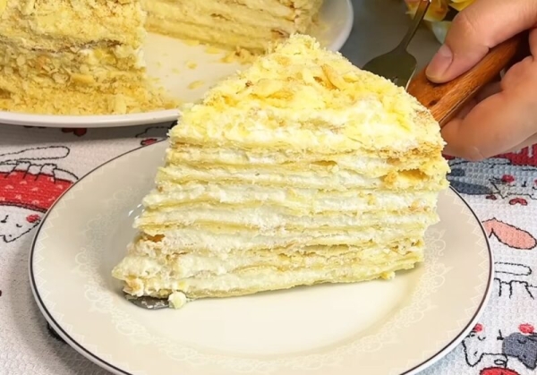 Лучший рецепт «Наполеона». На воде, без дорогих сливок — на вкус, как пломбир! Лучший рецепт «Наполеона». На воде, без дорогих сливок — на вкус, как пломбир!