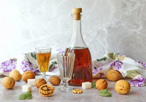 Настойка самогона на грецких орехах Настойка самогона на грецких орехах