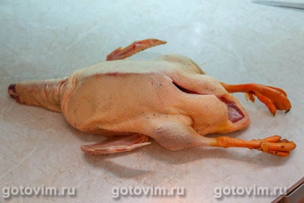 Утка с айвой в духовке Утка с айвой в духовке