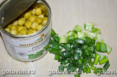 Жареный рис с овощами и яйцом