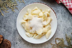 Яблочный джем в микроволновке Яблочный джем в микроволновке