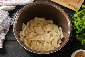 Вареницы с творогом в мультиварке Вареницы с творогом в мультиварке