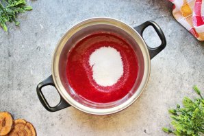 Торт с маскарпоне и малиной