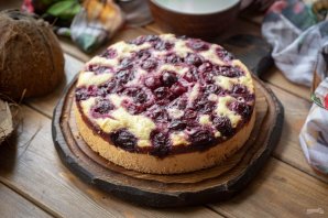 Пирог с вишней без глютена Пирог с вишней без глютена