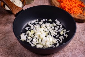 Печень с морковью и луком