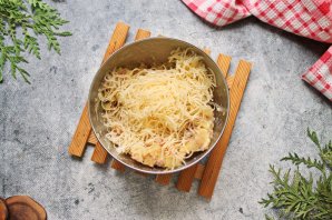 Запеченный картофель с беконом и сыром Запеченный картофель с беконом и сыром