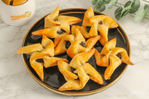 Рождественские звездочки из слоеного теста Рождественские звездочки из слоеного теста